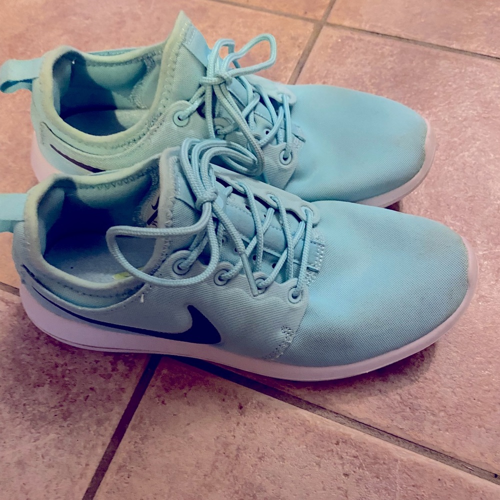 Women’s Nike Sneakers